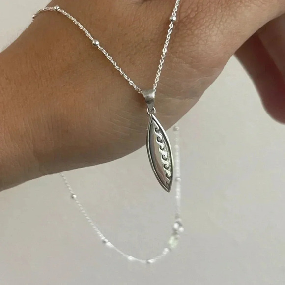 925 Sterling Silver Surfboard Pendant - Picture 6 of 9